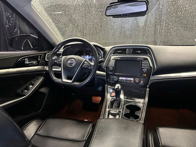 Used 2022 Nissan Maxima SV w/ Floor Mat Group FWD image 18