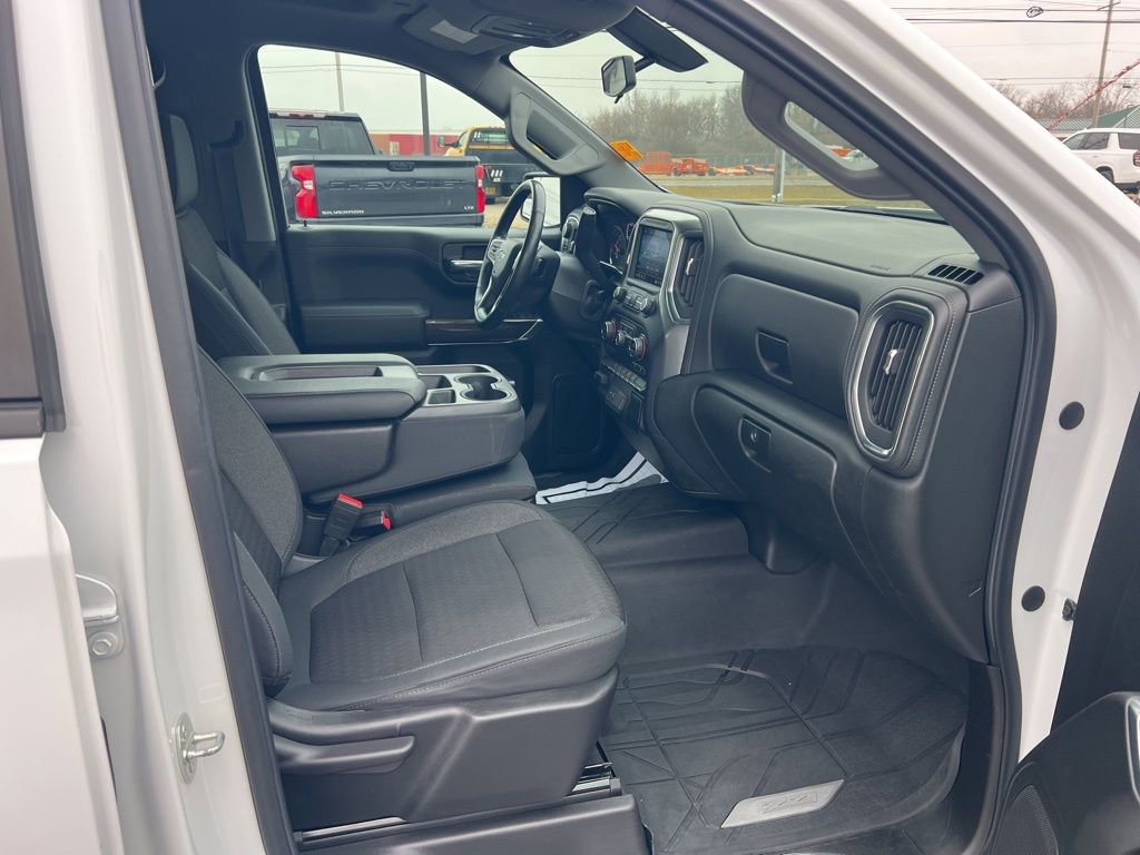Used 2019 Chevrolet Silverado 1500 RST image 27