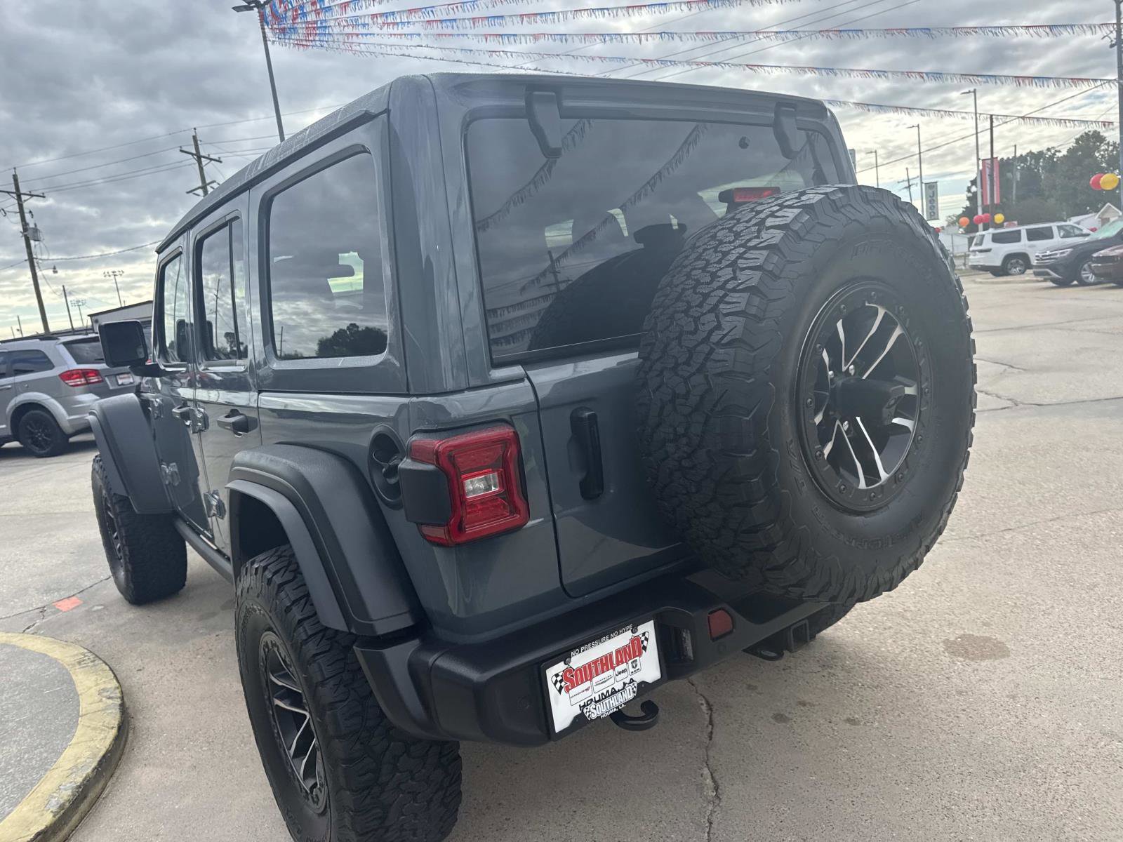 Certified 2025 Jeep Wrangler Unlimited Sport image 5