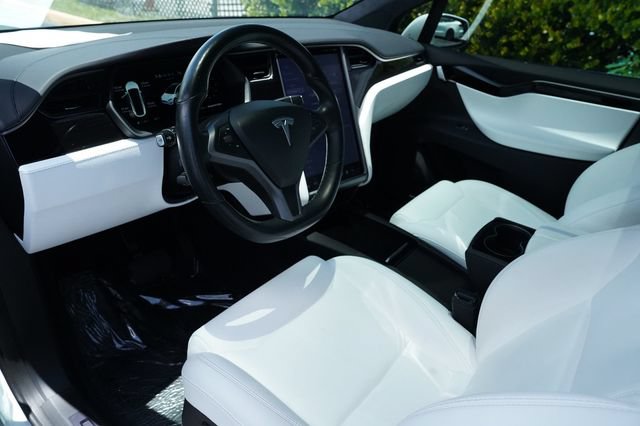 Used 2019 Tesla Model X Long Range AWD/4WD image 6