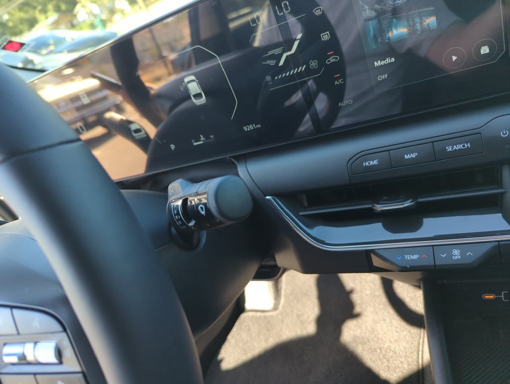 Used 2025 Kia K4 EX FWD image 24