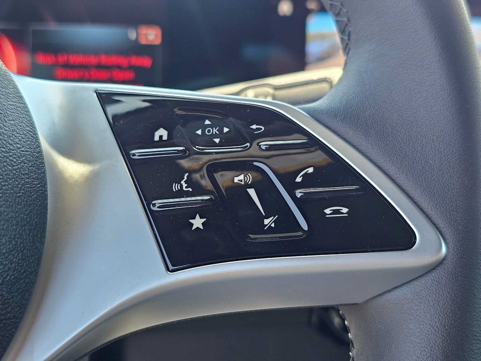New 2026 Mercedes-Benz GLB 250 image 28