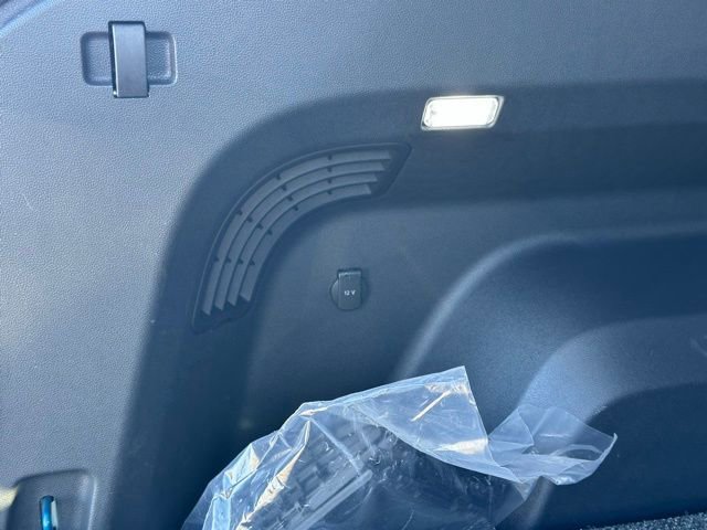 Used 2024 Volkswagen Atlas Cross Sport SEL image 34