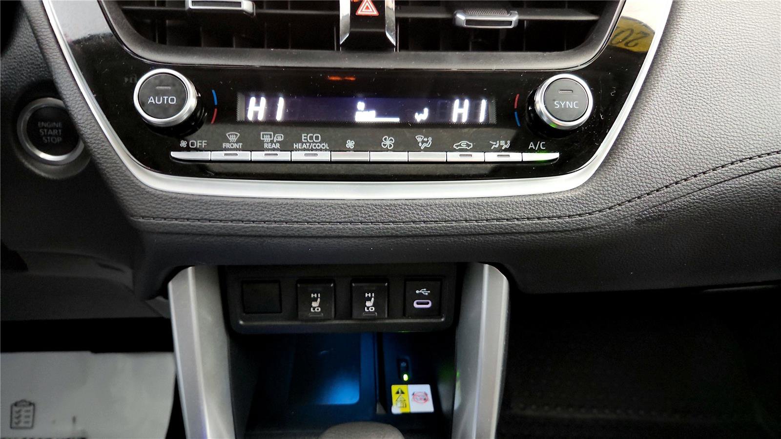 Certified 2023 Toyota Corolla Cross XLE w/ Convenience Package image 31