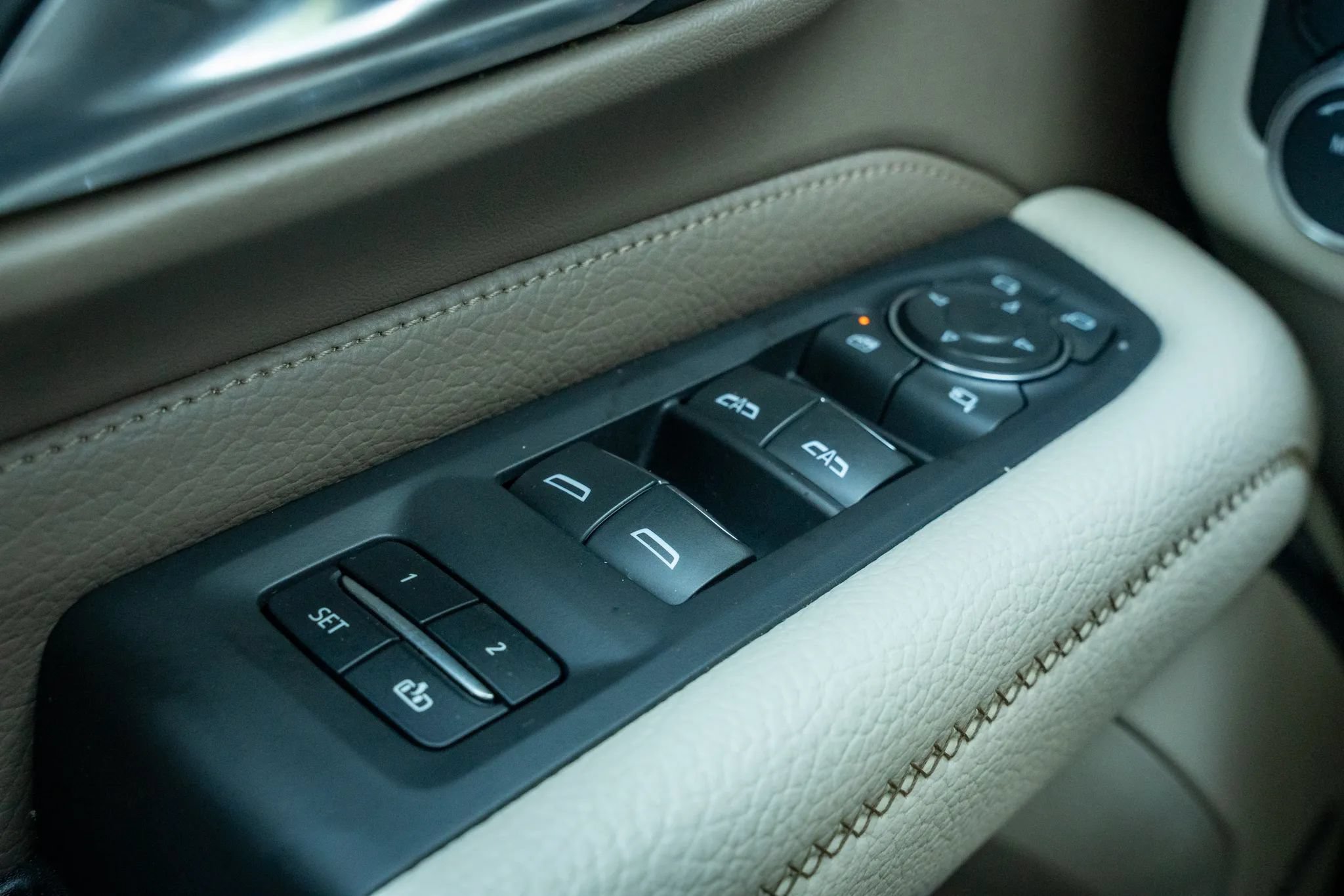Used 2022 GMC Yukon Denali AWD/4WD image 28