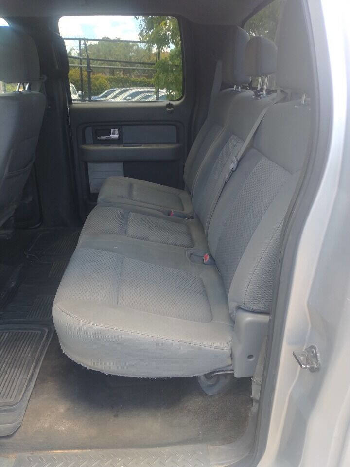 Used 2013 Ford F150 XLT w/ Mid Equipment Group image 16