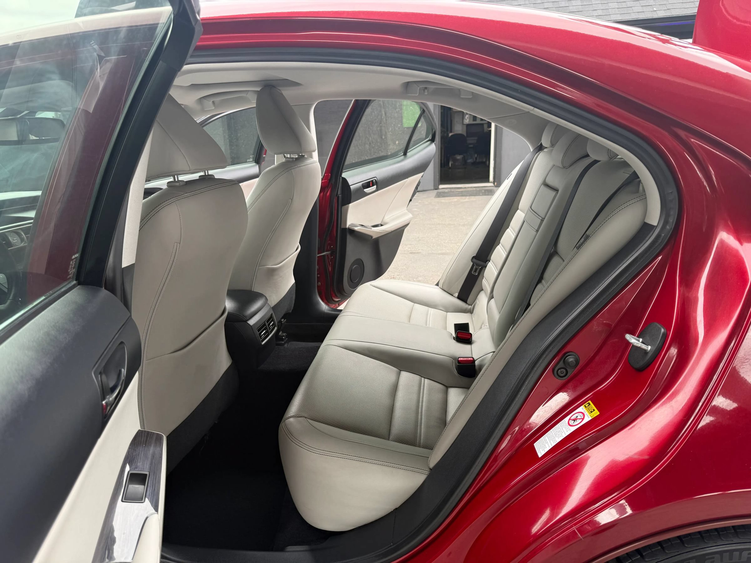 Used 2014 Lexus IS 250 AWD w/ Luxury Package w/Gray Wood image 13