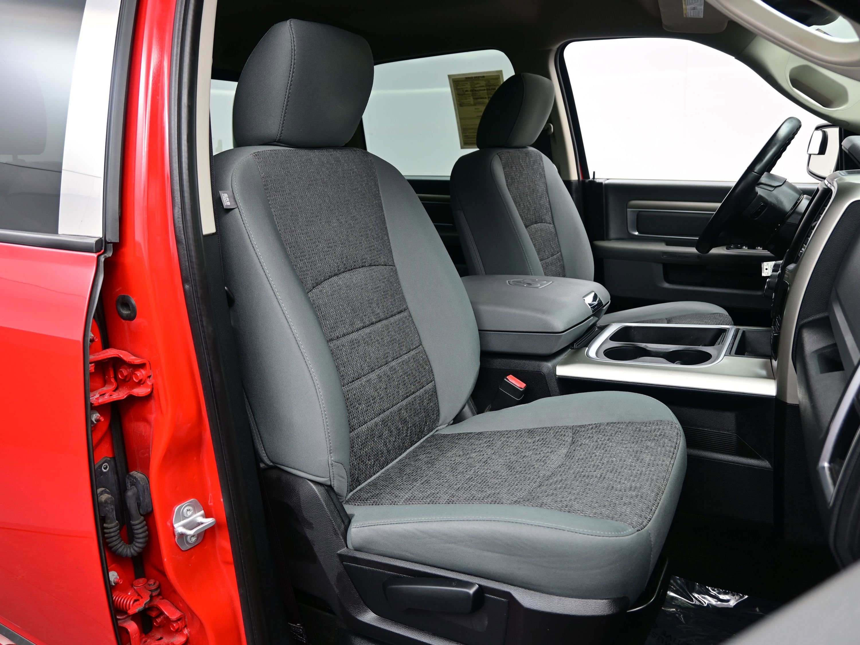 Used 2016 RAM 1500 Outdoorsman image 14