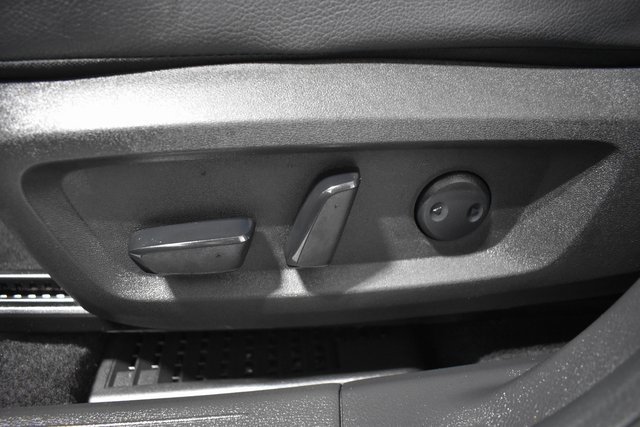 Certified 2025 Nissan Rogue SL w/ Tech Package image 18