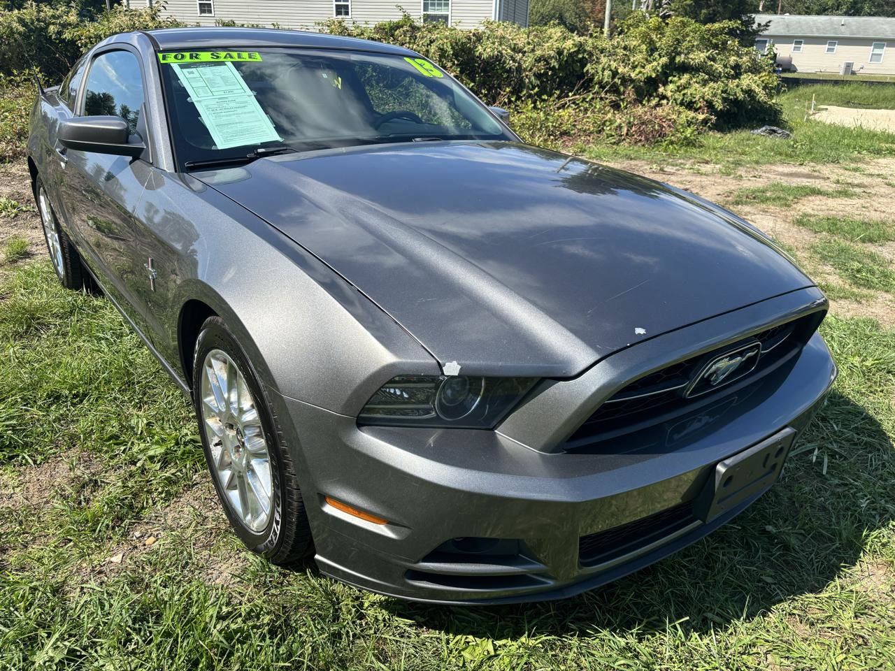 Used 2013 Ford Mustang Premium RWD image 3