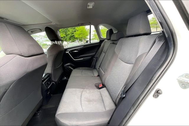 Used 2019 Toyota RAV4 XLE FWD image 26