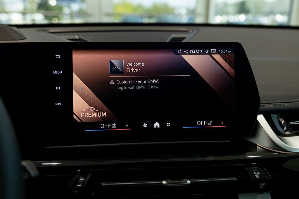 Used 2025 BMW X1 xDrive28i w/ Technology Package AWD/4WD image 28
