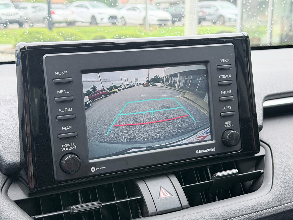 Used 2022 Toyota RAV4 XLE w/ Convenience Package FWD image 18