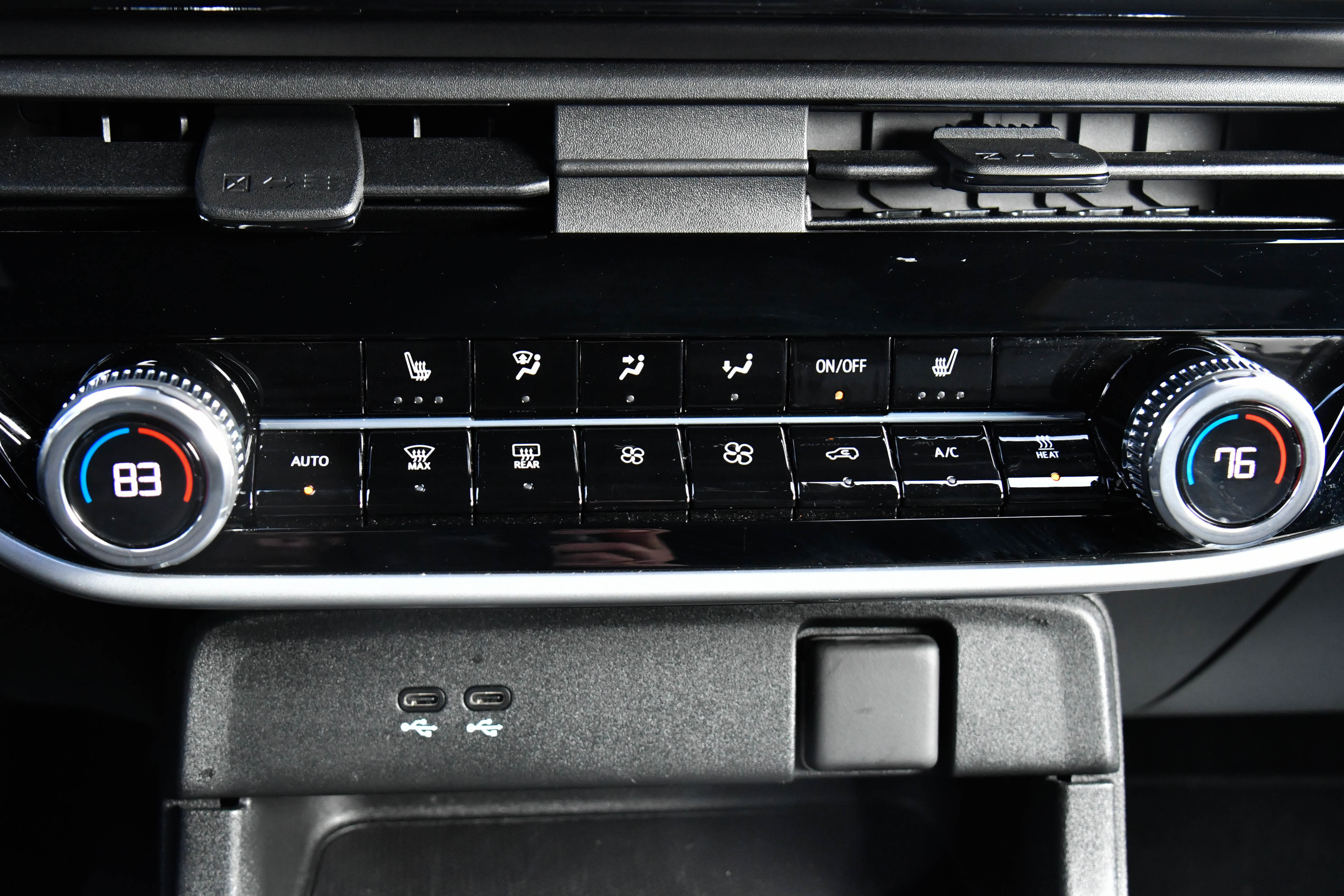 Used 2024 Honda Prologue Touring image 26