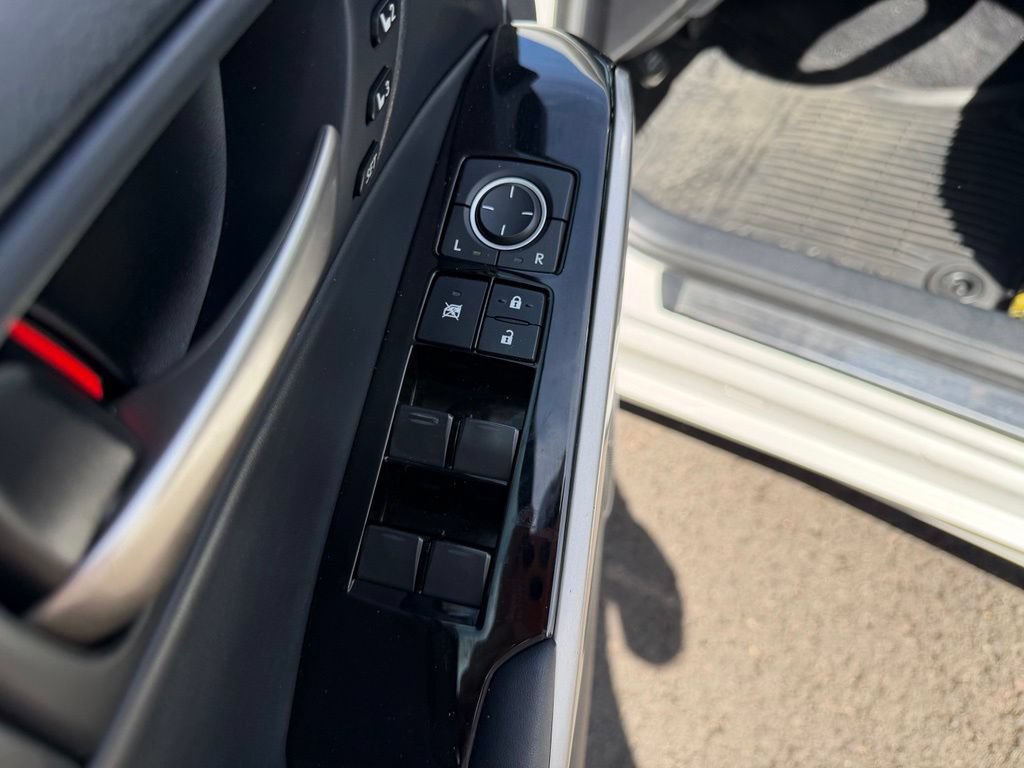 Used 2018 Lexus IS 300 AWD w/ Comfort Package image 14