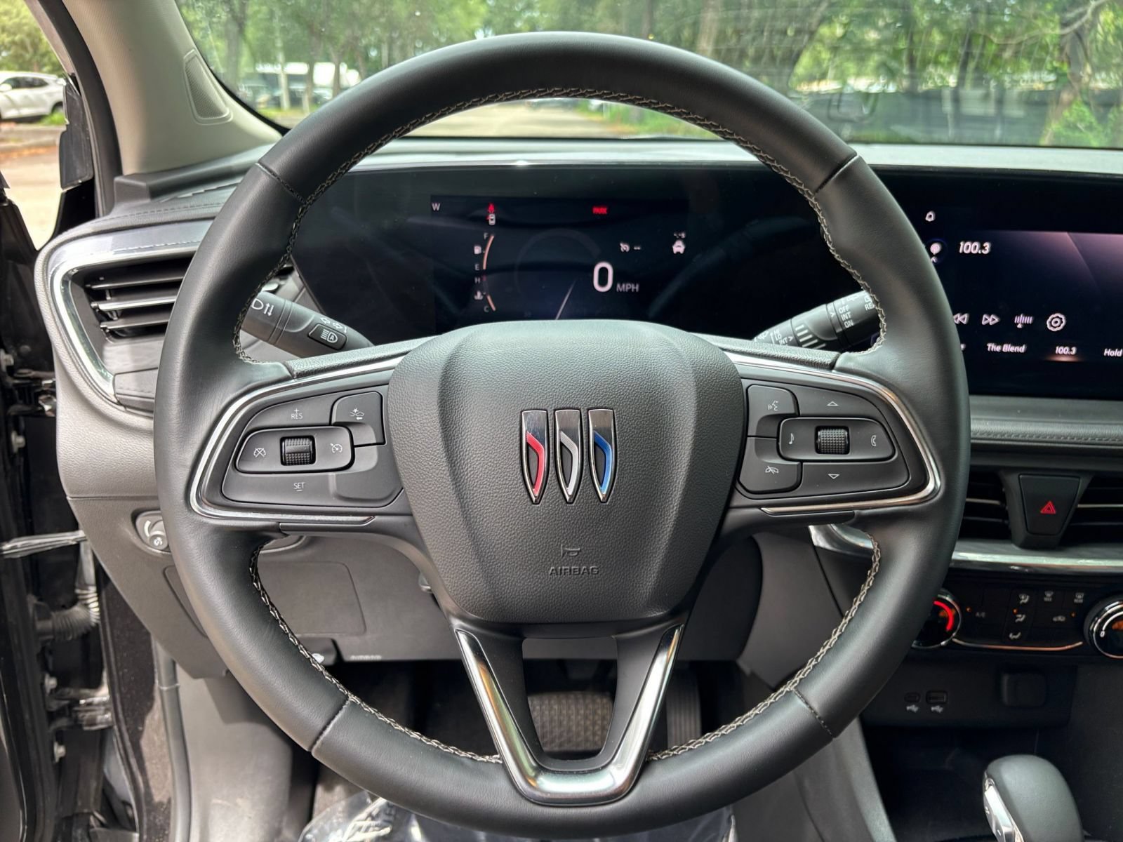 Used 2025 Buick Encore GX Preferred FWD image 27
