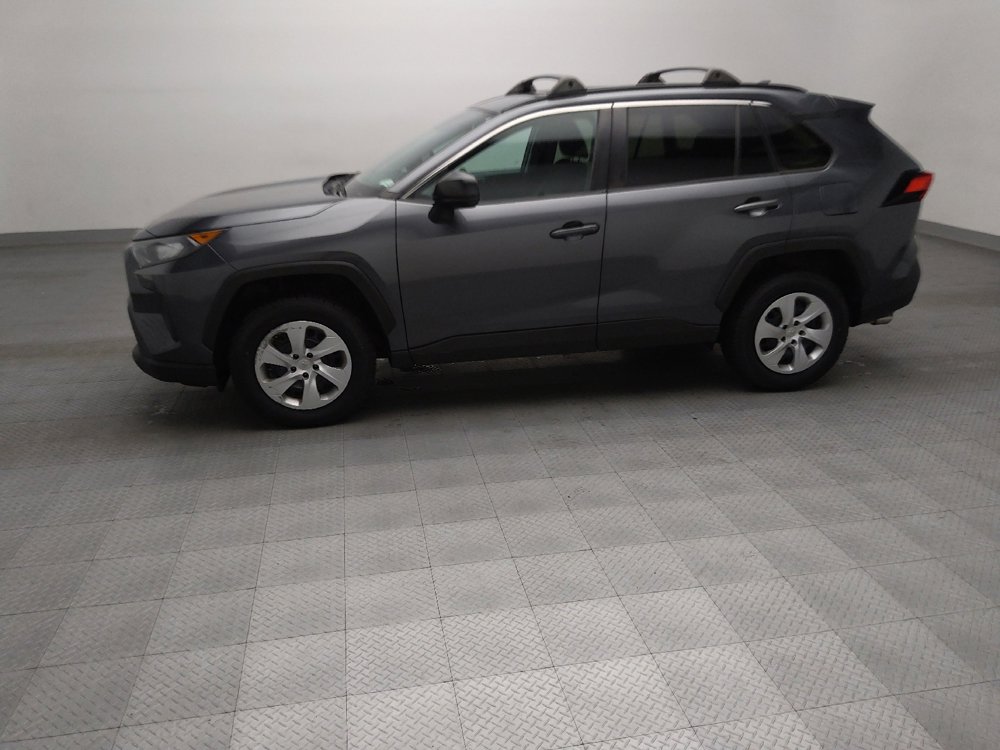 Used 2020 Toyota RAV4 LE AWD/4WD image 2