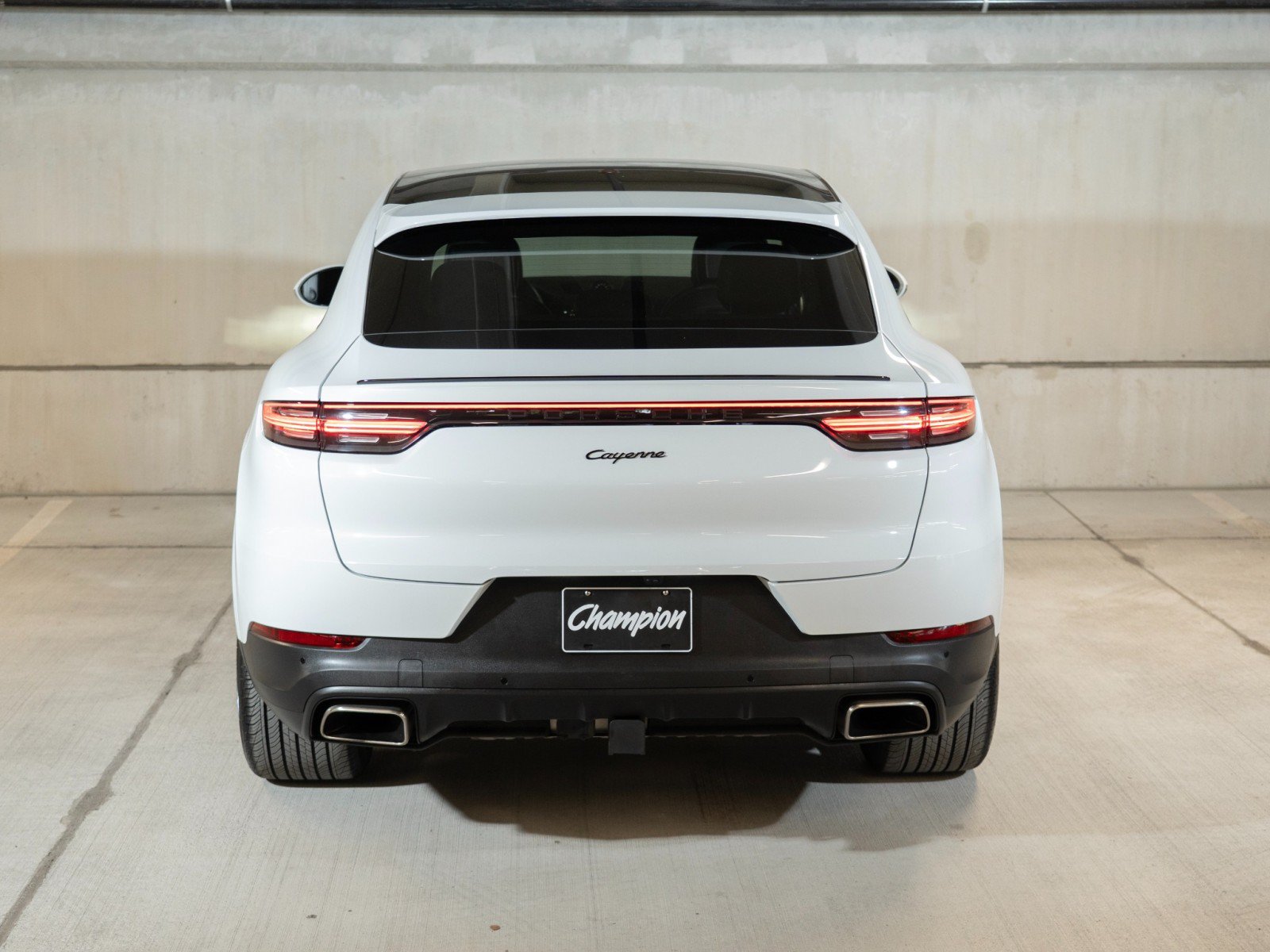 Certified 2023 Porsche Cayenne Coupe AWD/4WD image 10