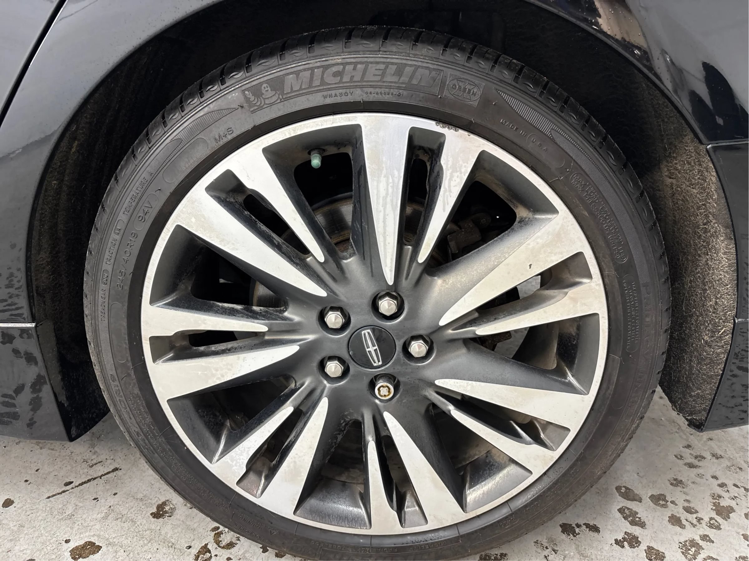 Used 2018 Lincoln MKZ Reserve w/ Technology Package AWD/4WD image 30
