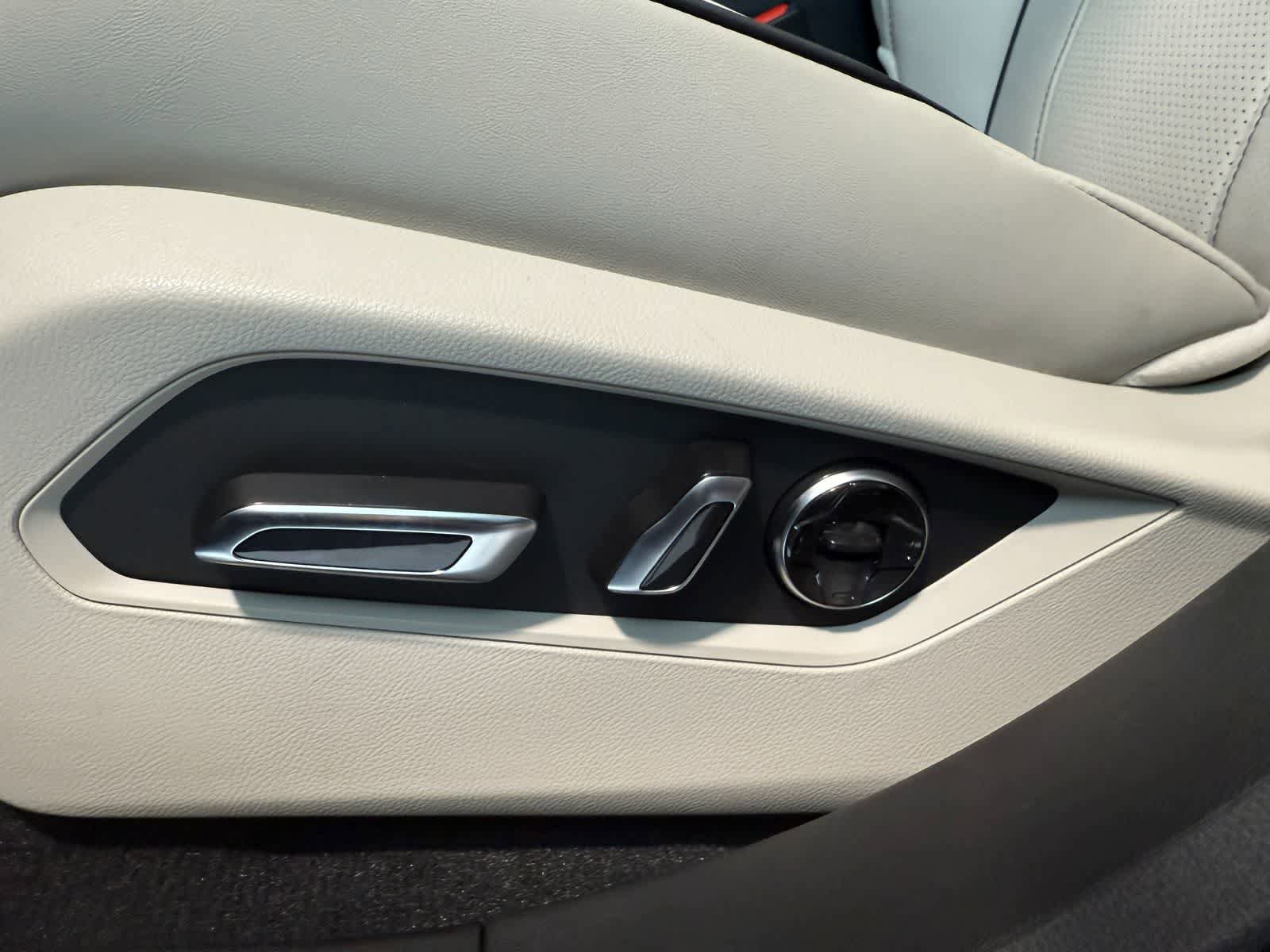 New 2026 Acura RDX SH-AWD w/ Advance Package image 14