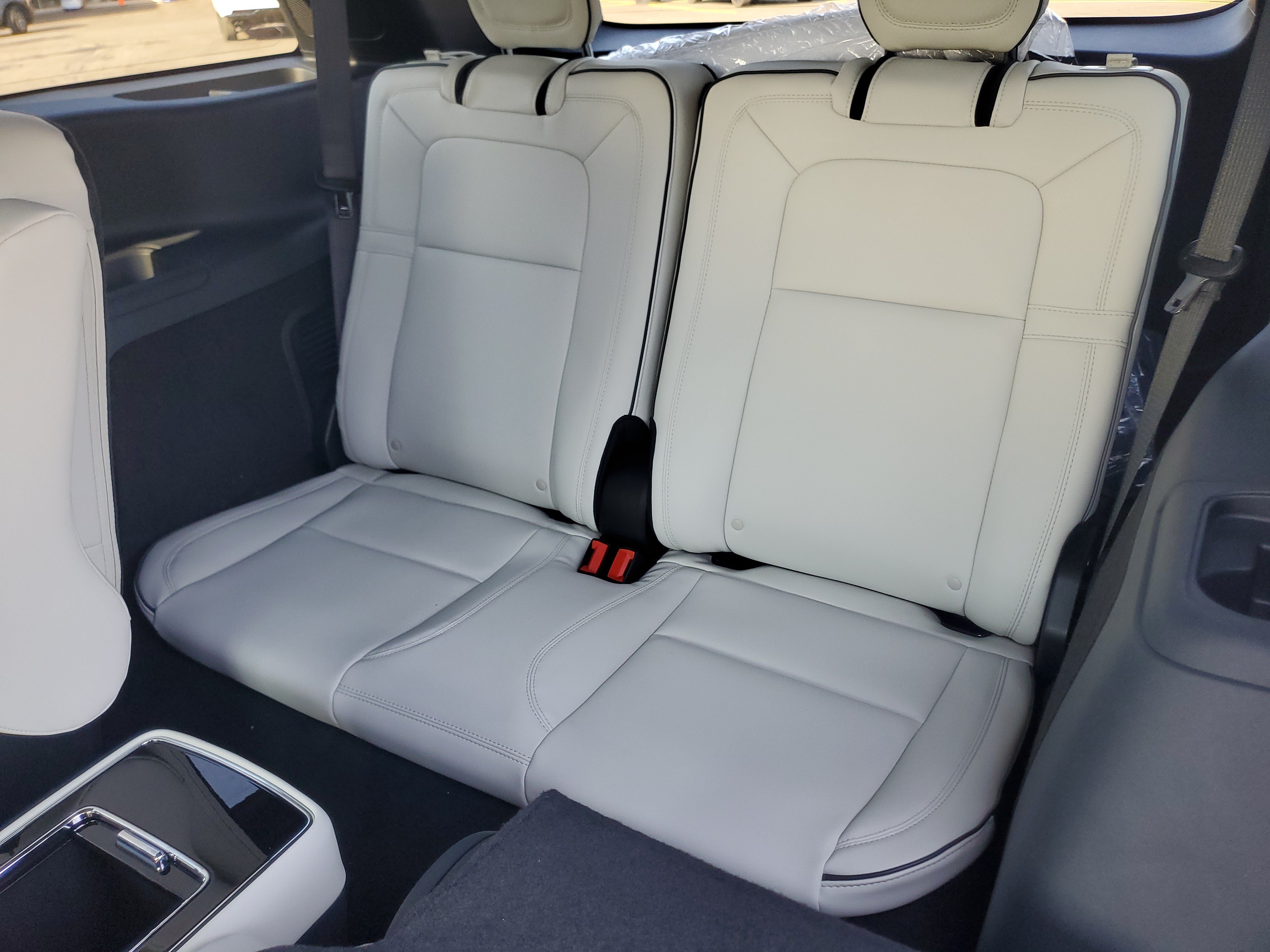 New 2027 Lincoln Aviator Black Label AWD/4WD image 28