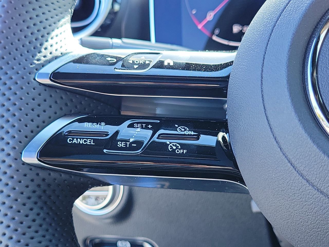 New 2026 Mercedes-Benz CLE 300 4MATIC Coupe image 27