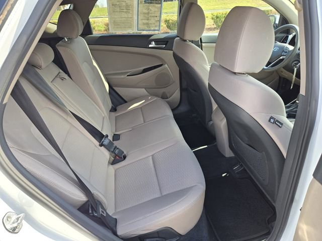 Used 2019 Hyundai Tucson SE image 18
