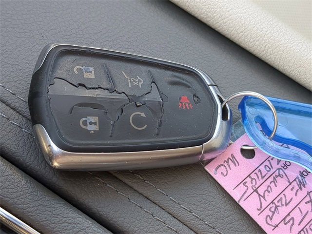 Used 2022 Cadillac XT5 Premium Luxury image 32