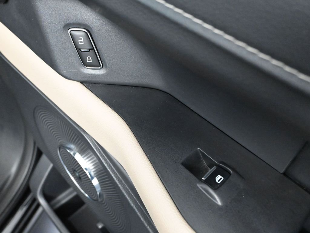 Used 2023 Ford Expedition Limited image 56