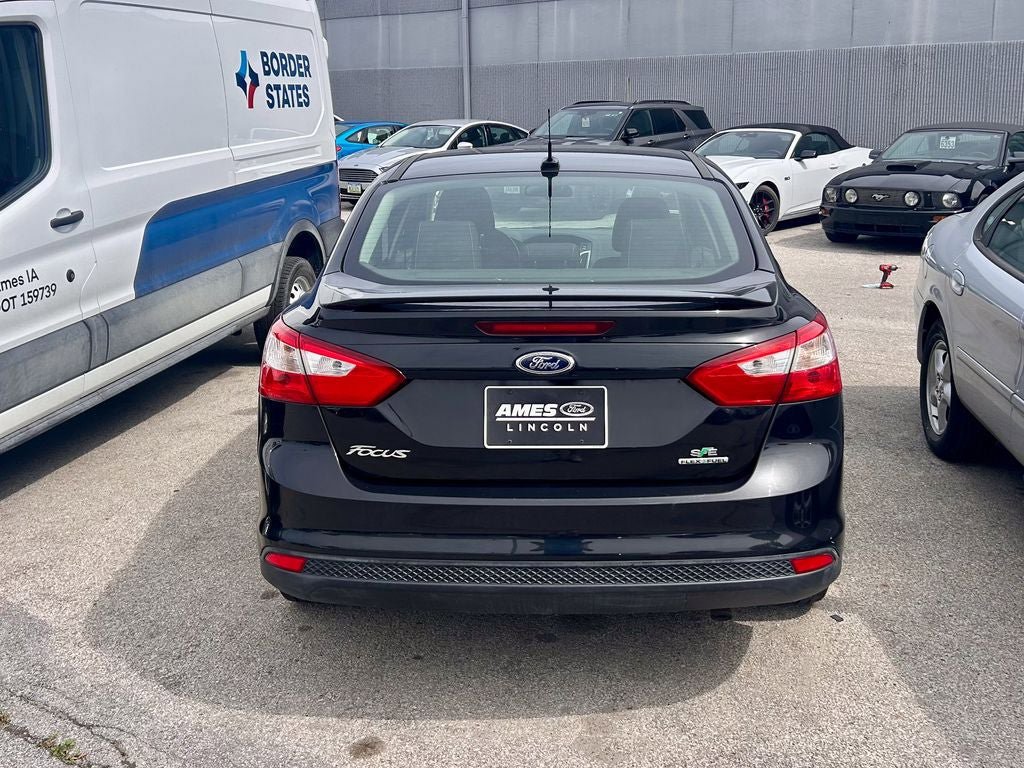 Used 2012 Ford Focus SE FWD image 5