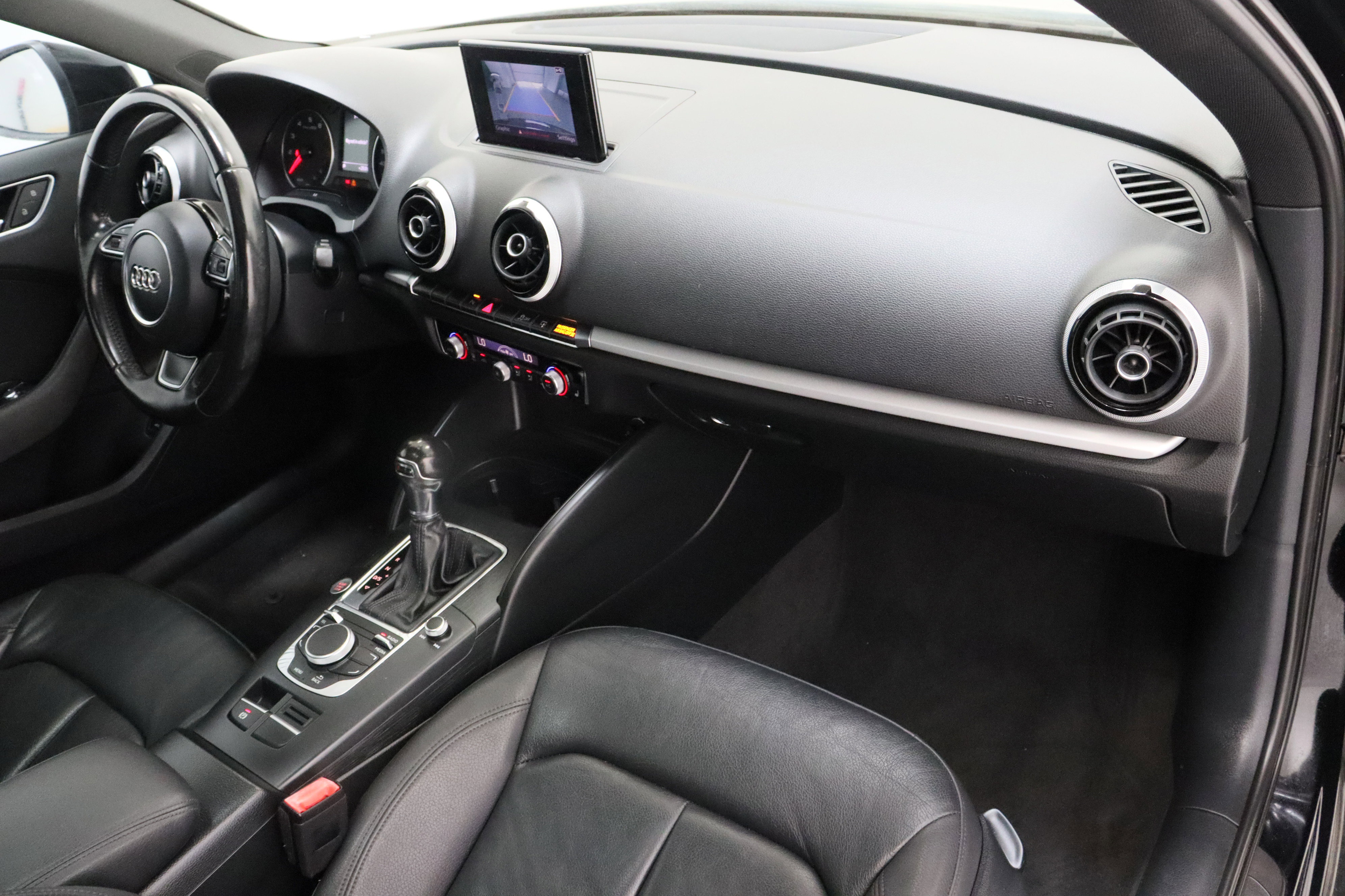 Used 2016 Audi A3 1.8T Premium image 35