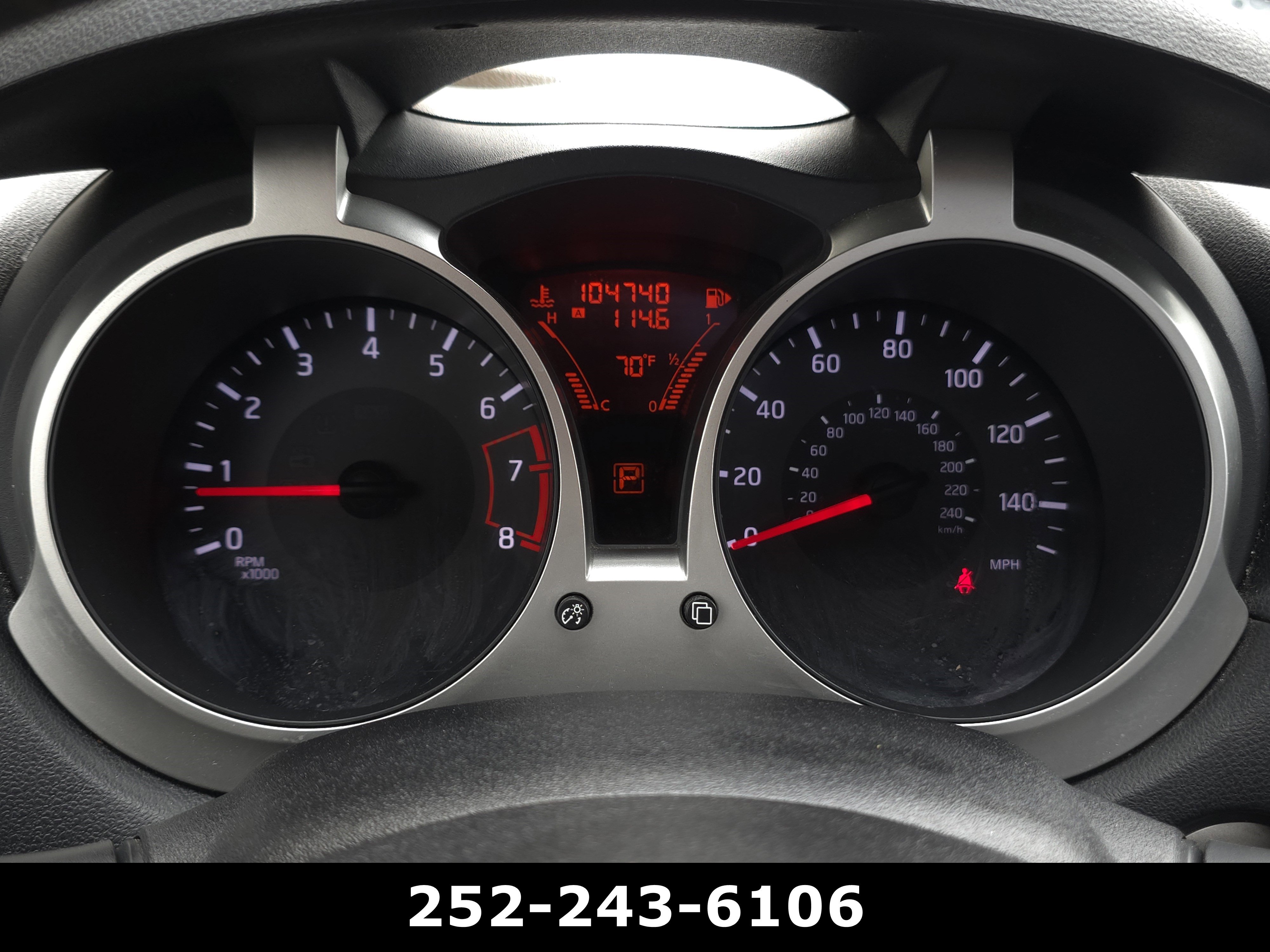 Used 2015 Nissan Juke SV image 16