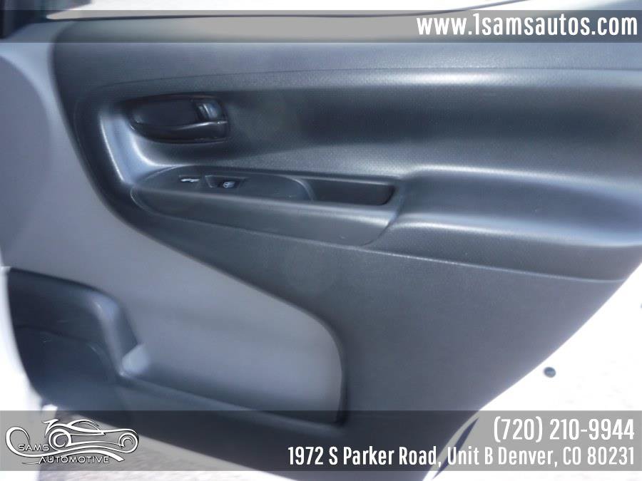 Used 2020 Nissan NV200 S FWD image 37