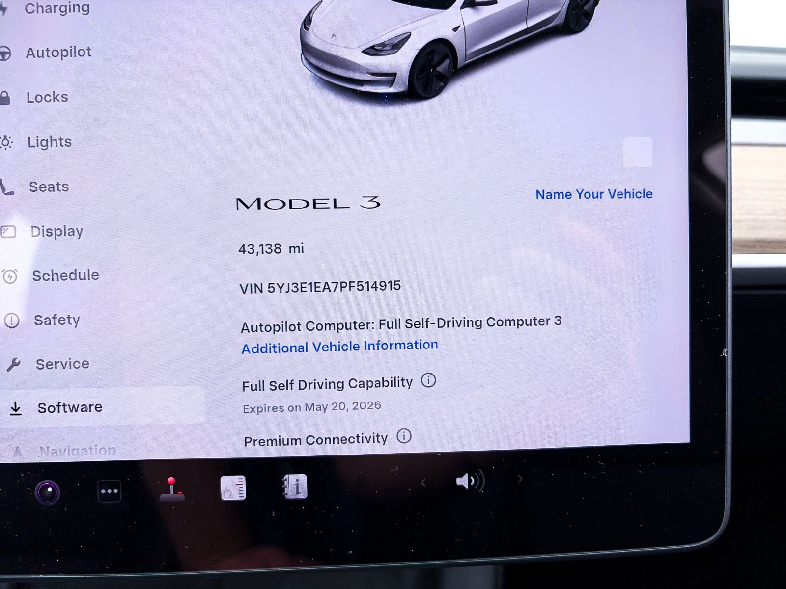 Used 2023 Tesla Model 3 Standard Range image 26