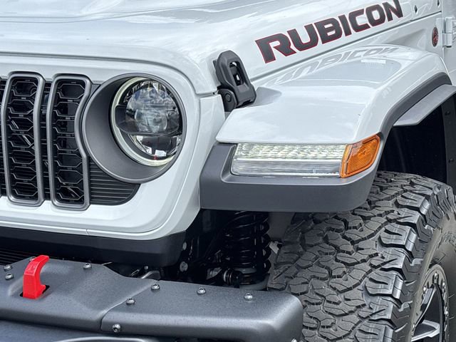 New 2025 Jeep Wrangler Rubicon AWD/4WD image 17
