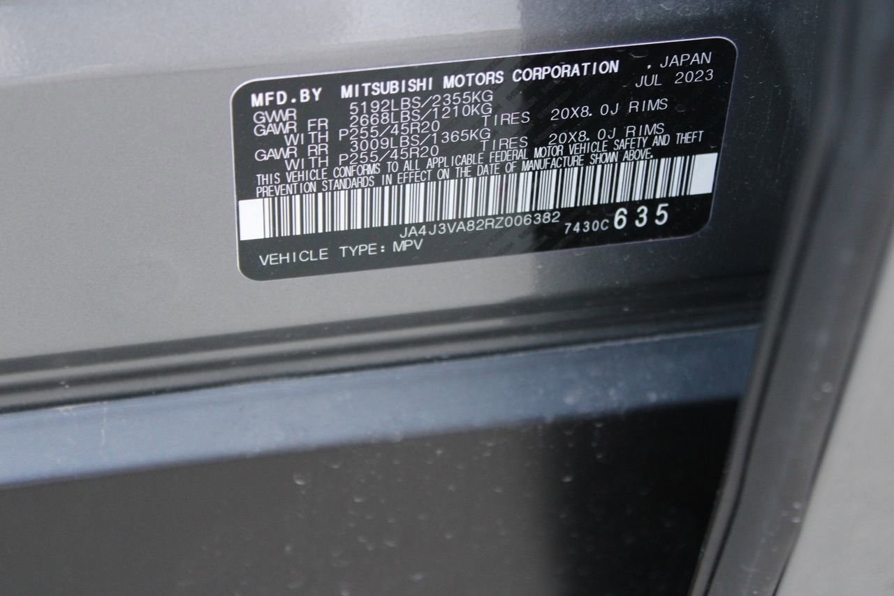 Used 2024 Mitsubishi Outlander SE image 30