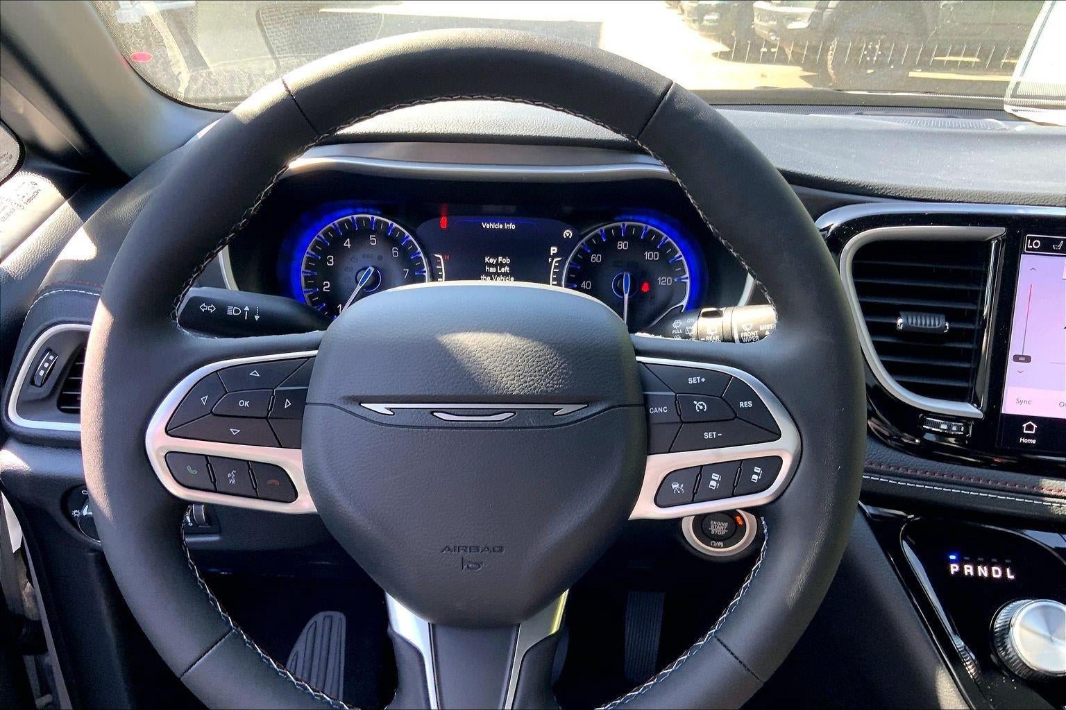New 2027 Chrysler Pacifica Select FWD image 13