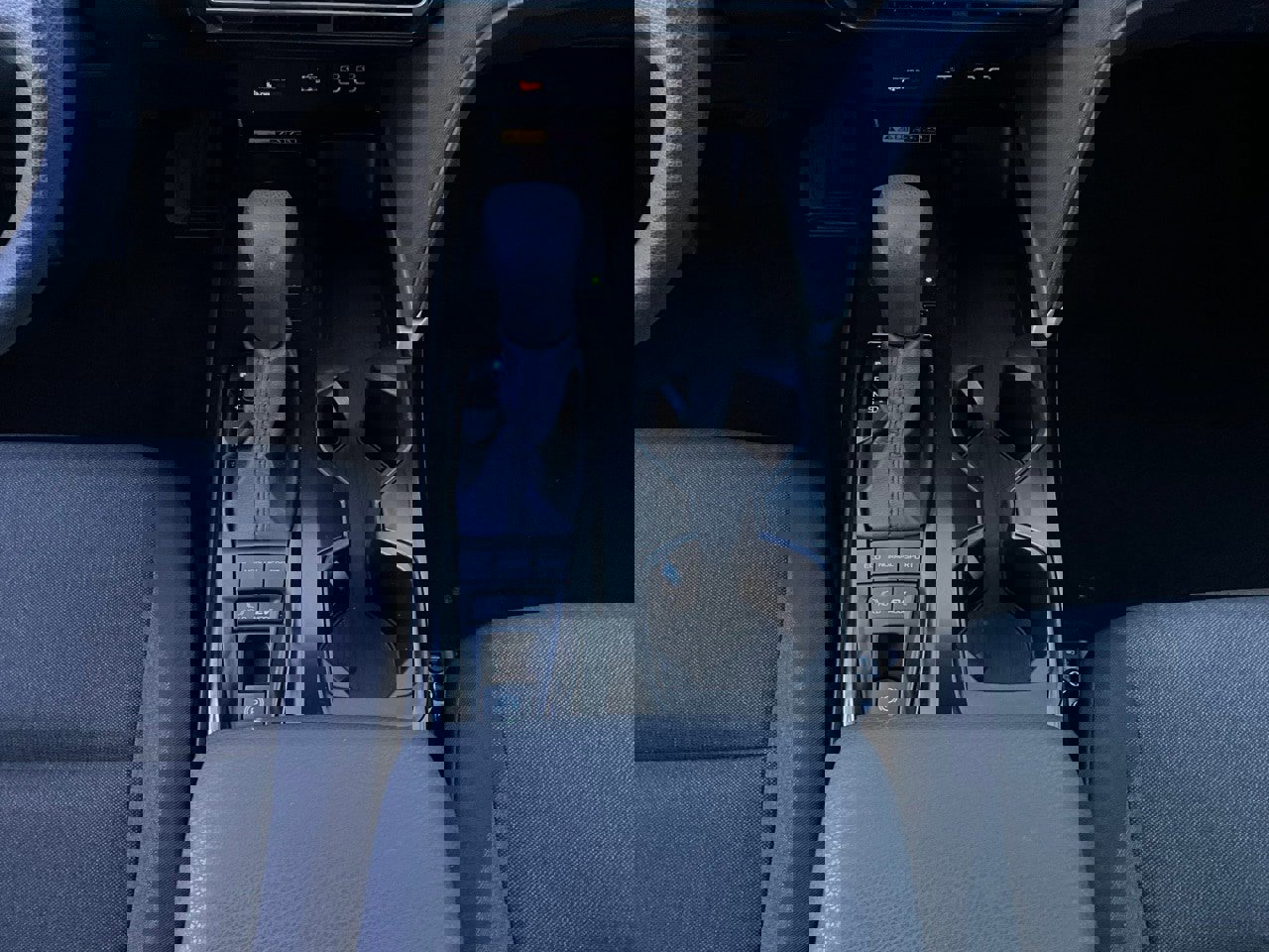 Used 2025 Toyota Camry LE image 14