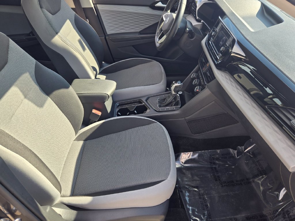 Certified 2024 Volkswagen Taos S FWD image 18