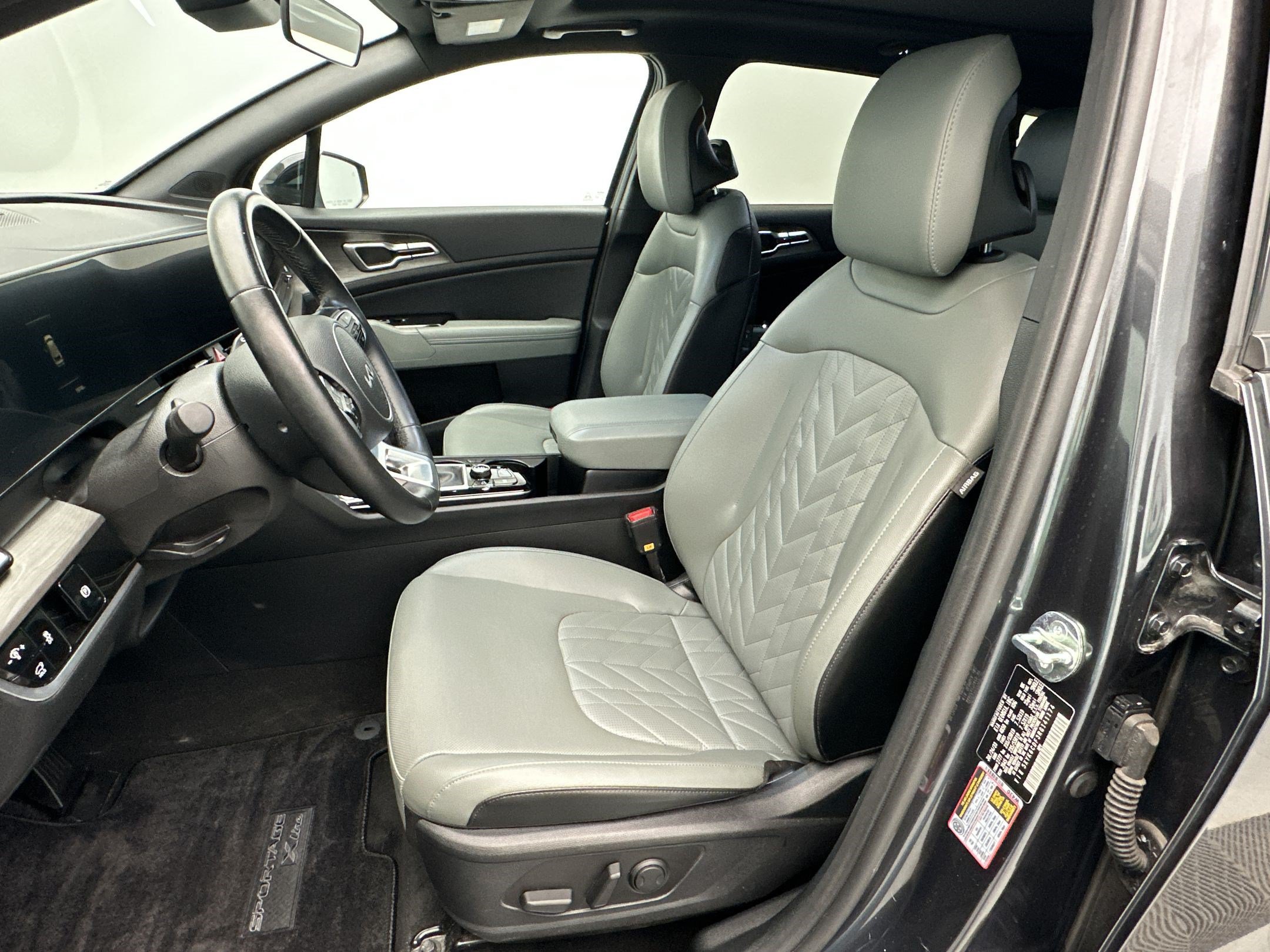 Used 2024 Kia Sportage X-Line w/ X-Line Premium Package AWD/4WD image 20