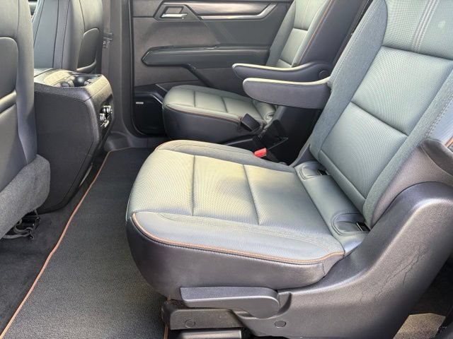 Used 2024 GMC Acadia AT4 w/ LPO, Floor Liner Package AWD/4WD image 10