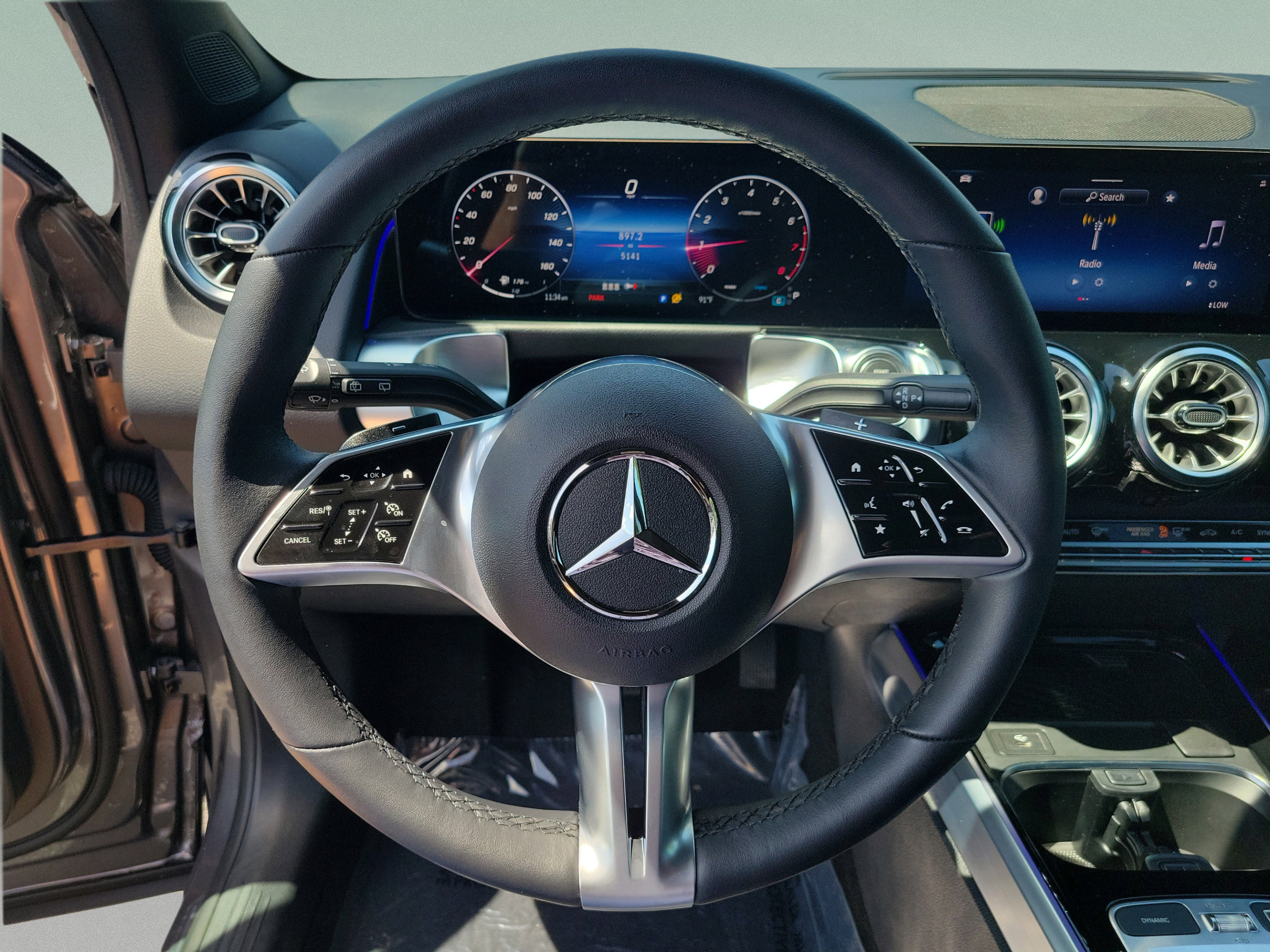 Used 2026 Mercedes-Benz GLB 250 w/ Exclusive Package image 21