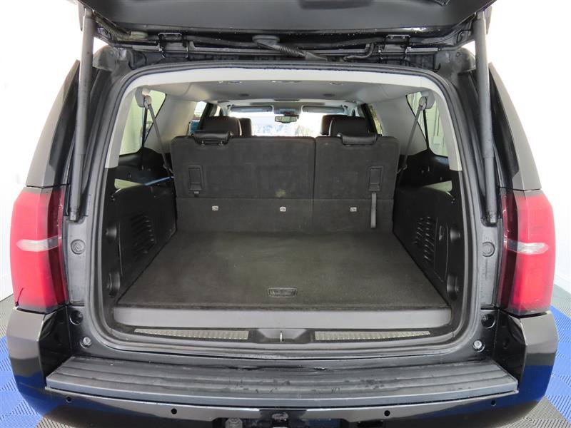 Used 2020 Chevrolet Suburban LT AWD/4WD image 8