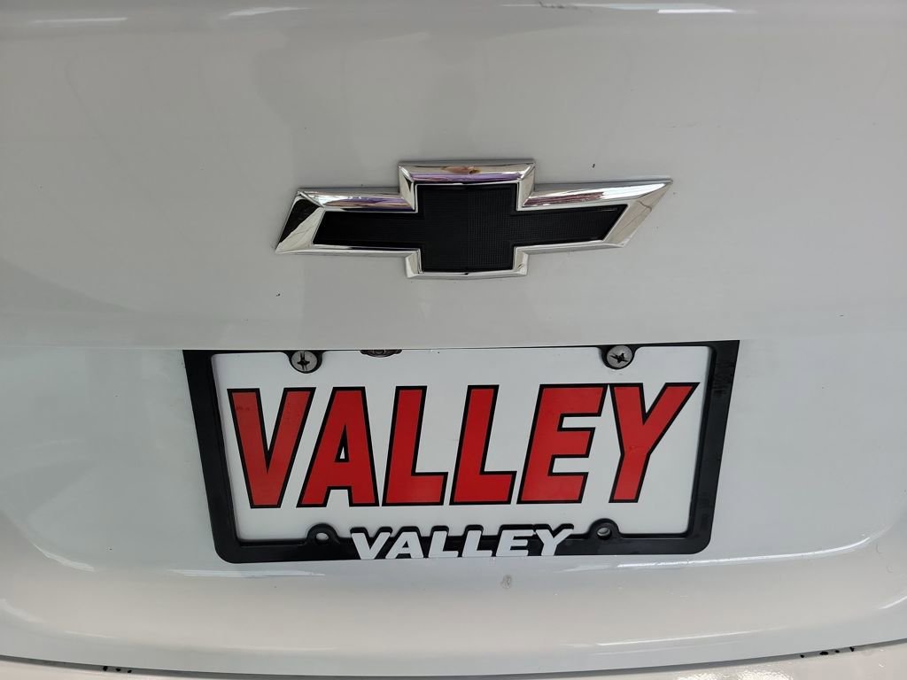 Used 2024 Chevrolet Malibu RS w/ LPO, Floor Liner Package image 16