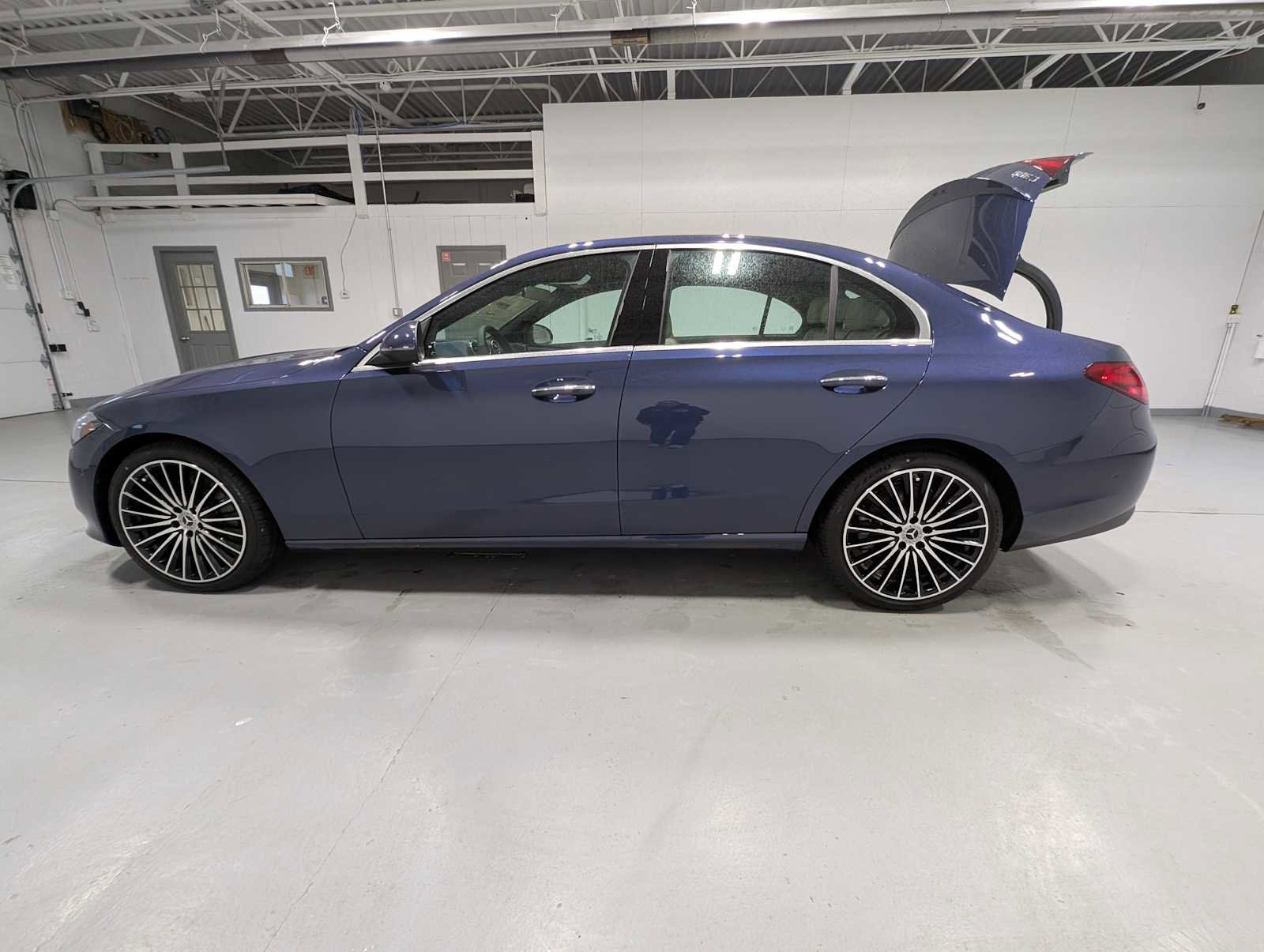 New 2026 Mercedes-Benz C 300 4MATIC Sedan image 10