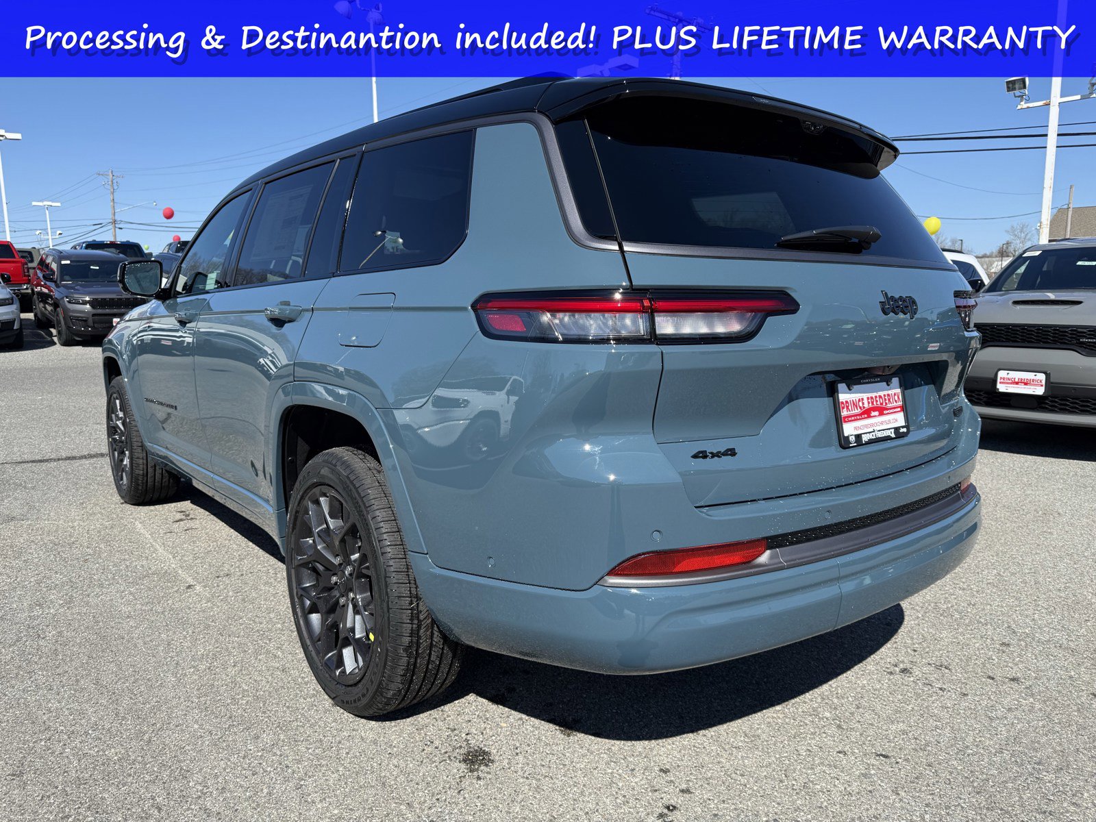 New 2026 Jeep Grand Cherokee L Summit w/ Obsidian Package AWD/4WD image 5