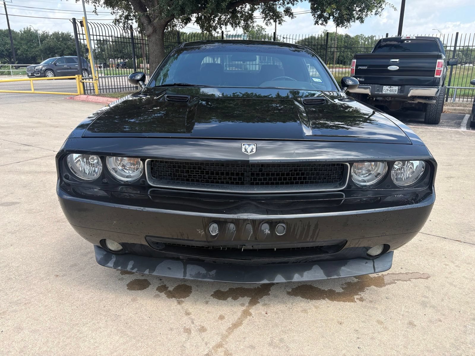 Used 2010 Dodge Challenger R/T RWD image 8