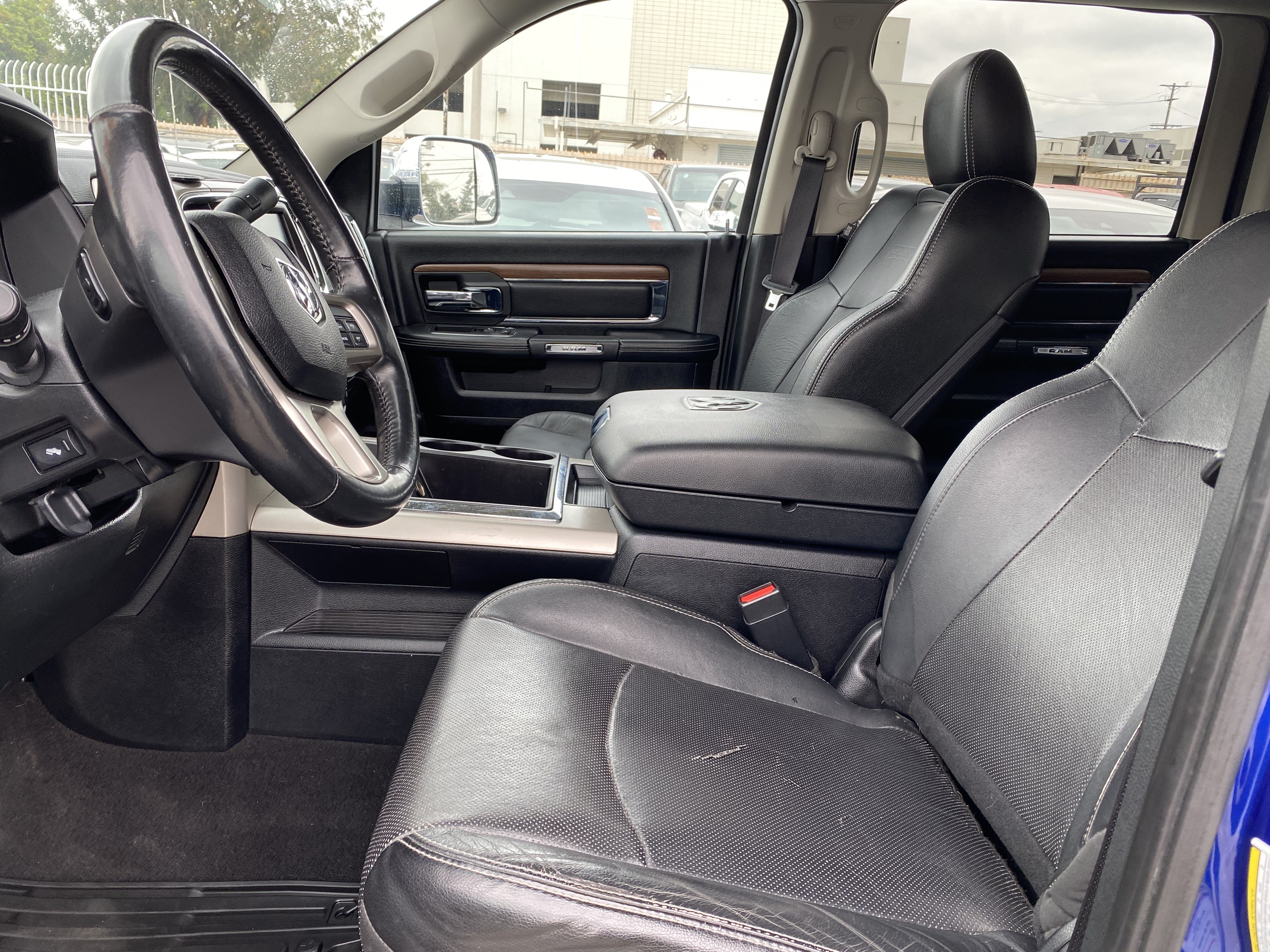 Used 2014 RAM 2500 Laramie w/ Convenience Group AWD/4WD image 13