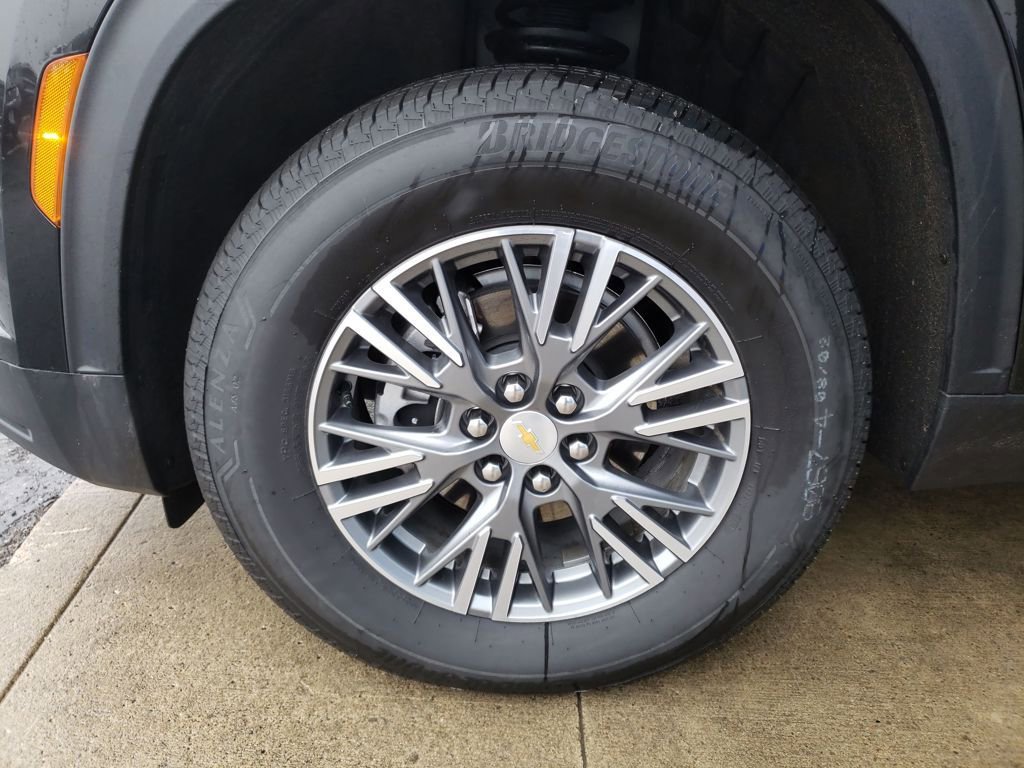 New 2026 Chevrolet Traverse LT w/ Driver Confidence Package image 24