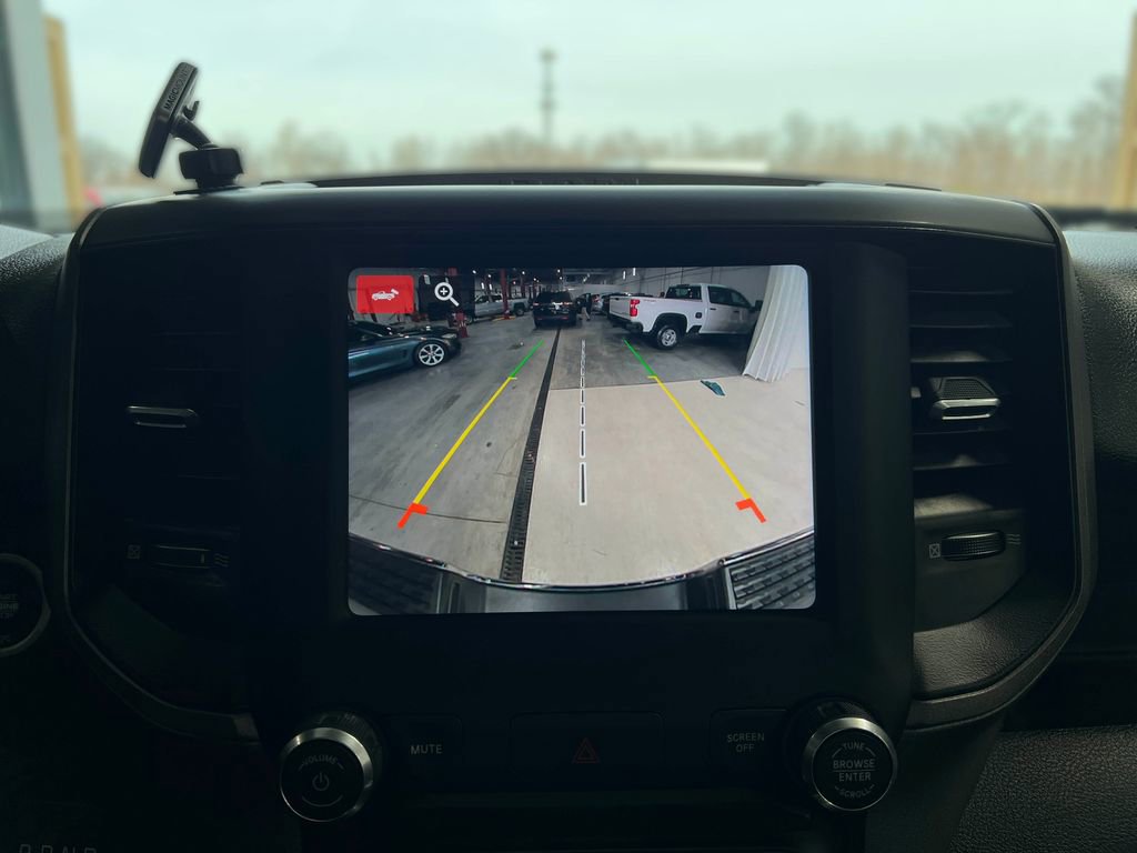 Used 2023 RAM 2500 Tradesman w/ Chrome Appearance Group image 10